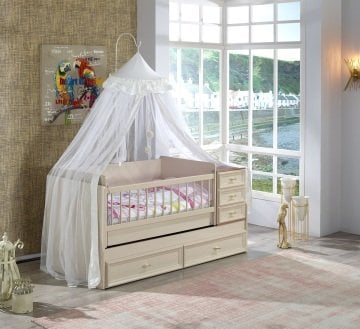 Zarif Bebek Odası Cam Kırığı