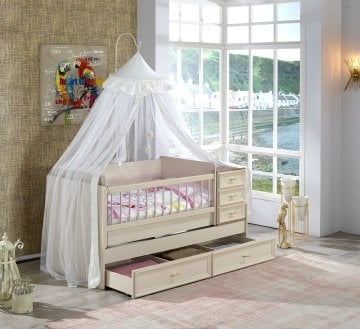 Zarif Bebek Odası Cam Kırığı